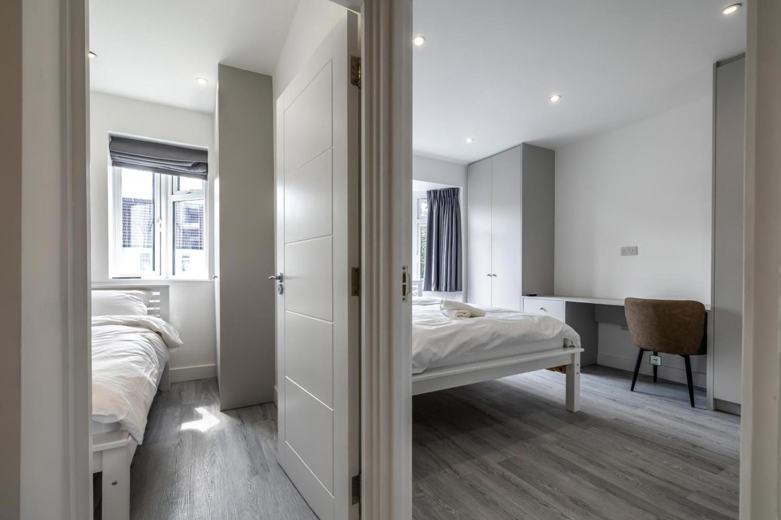 Modern Home With Driveway Parking For 2 Vehicles, Near Tottenham Hotspur Stadium, White Hart Lane Train Station London Eksteriør bilde
