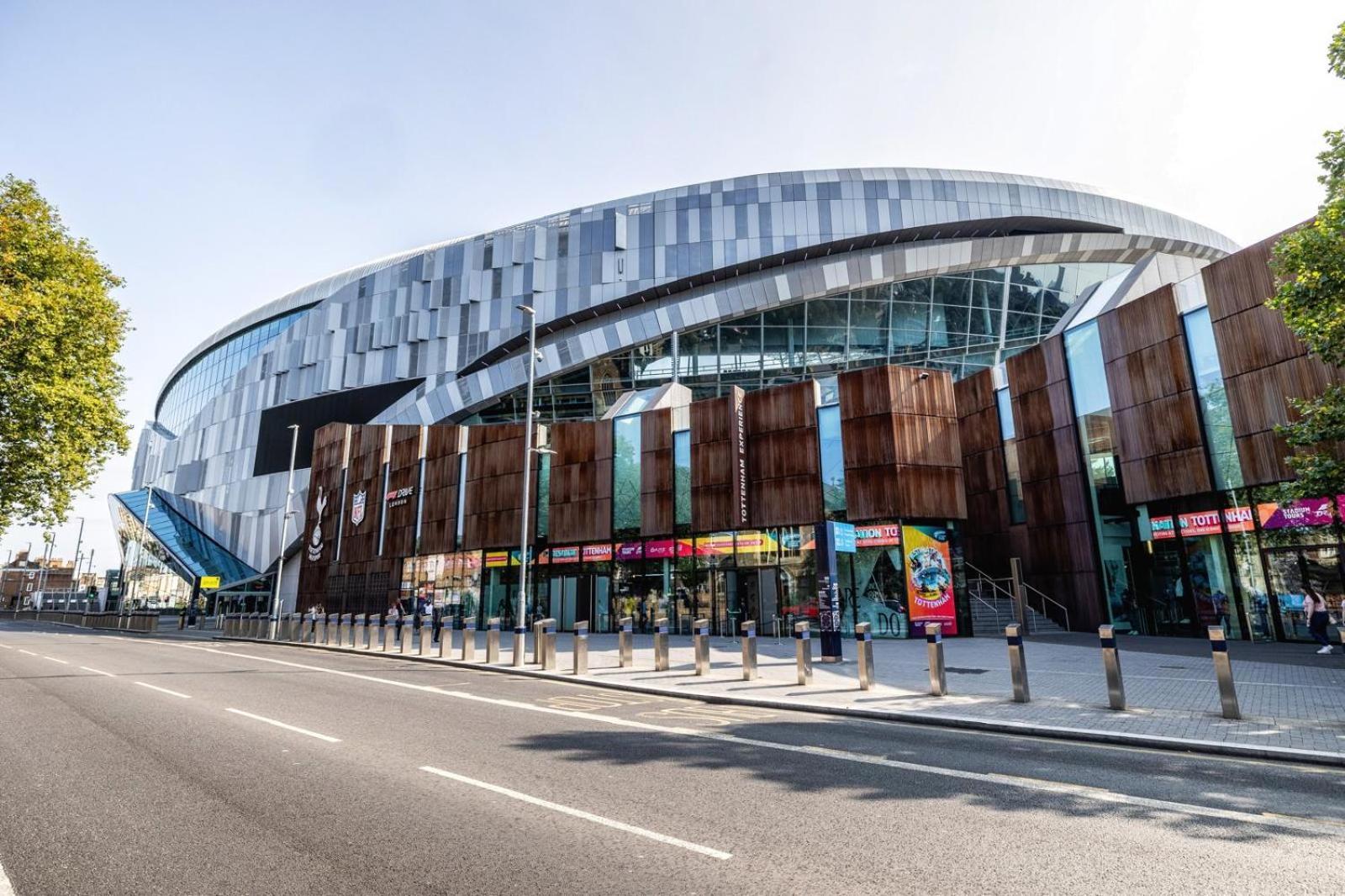 Modern Home With Driveway Parking For 2 Vehicles, Near Tottenham Hotspur Stadium, White Hart Lane Train Station London Eksteriør bilde