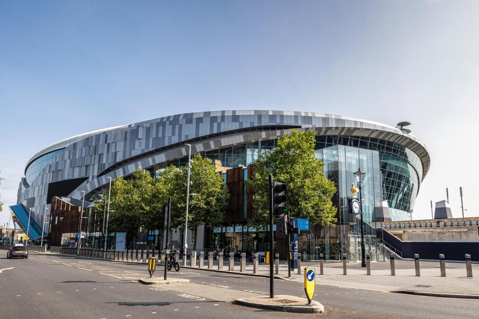 Modern Home With Driveway Parking For 2 Vehicles, Near Tottenham Hotspur Stadium, White Hart Lane Train Station London Eksteriør bilde